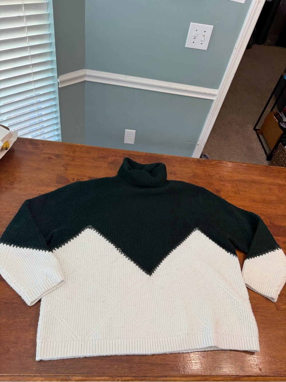 Tuckernuck Hyacinth House Hunter Green Cream Diamond Demi Turtleneck Sweater XXL